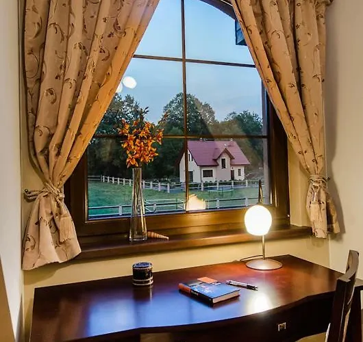 Enklawa Gospodarstwo agroturystyczne *